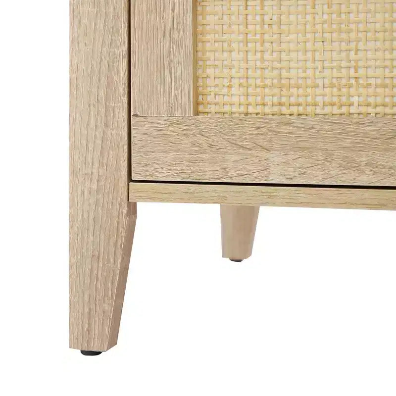 Comodino in Rattan, Comodino Boho con 3 Cassetti in Rattan Naturale, Tavolino da Notte con Robuste Gambe in Legno, Tavolino Moderno con Cassetti Contenitori